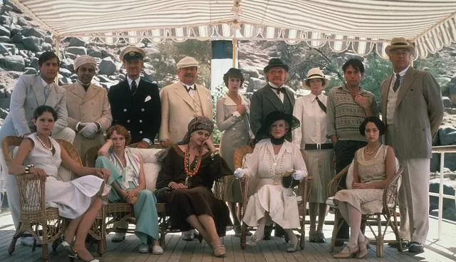 《尼罗河上的惨案》上映48年 主演存续状况与角色背景考据 _ 现场图 《尼罗河上的惨案》上映48年 主演存续状况与角色背景考据 _ 现场图