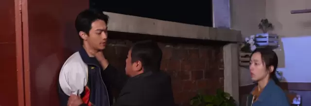 《方圆八百米》陈辉杀害上线田金海并藏尸小院 _ 现场图 《方圆八百米》陈辉杀害上线田金海并藏尸小院 _ 现场图