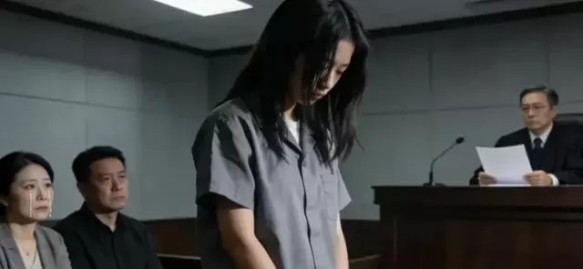 何小满替兄坐牢15年狱警称其7年前已被亲生父母接走 _ 相关图片