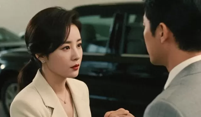 《离婚后，总裁妻子冻结了我的银行卡》成短剧爆款新样本 _ 资讯配图