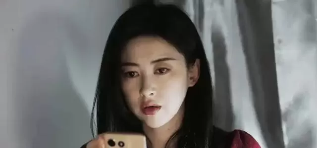 《蜜语纪》开播即陷现实与狗血张力，许蜜语逆袭线成追剧主因 _ 现场图