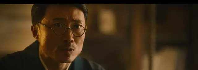 于和伟《八千里路云和月》田家泰焚厂明志，孟万福接棒潜伏 _ 现场图