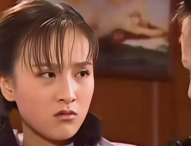 乐珈彤饰演陆梦萍走红后隐退成家，2005年与加拿大籍华人朱锐结婚 _ 相关图片