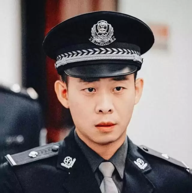 北京东方卫视5月12日七部剧集中排播,《甄嬛传》《狂飙》《八千里路云和月》等同日播出 _ 相关图片 北京东方卫视5月12日七部剧集中排播,《甄嬛传》《狂飙》《八千里路云和月》等同日播出 _ 相关图片
